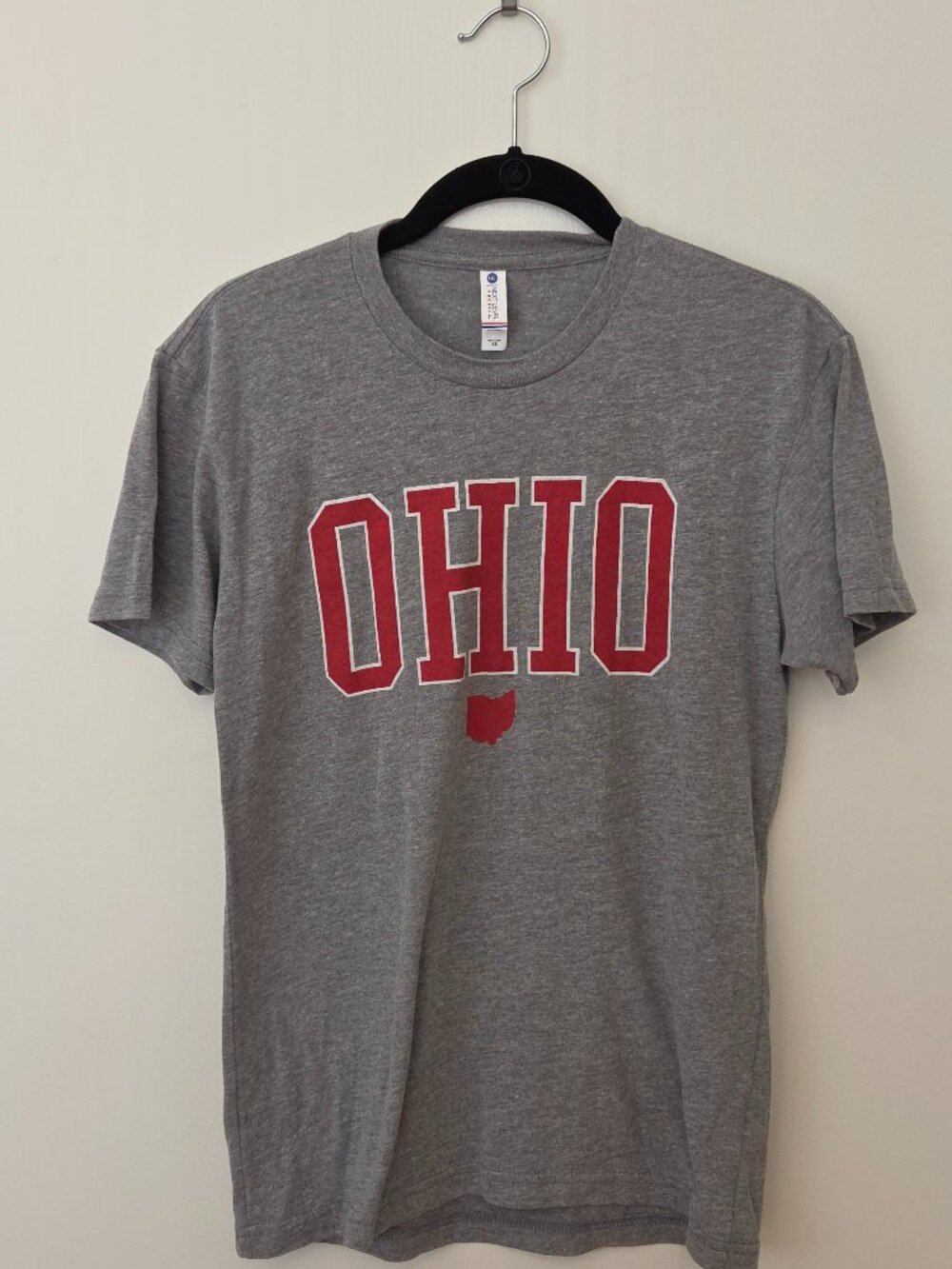 OHIO T-shirt Women’s XS Grey with Red lettering